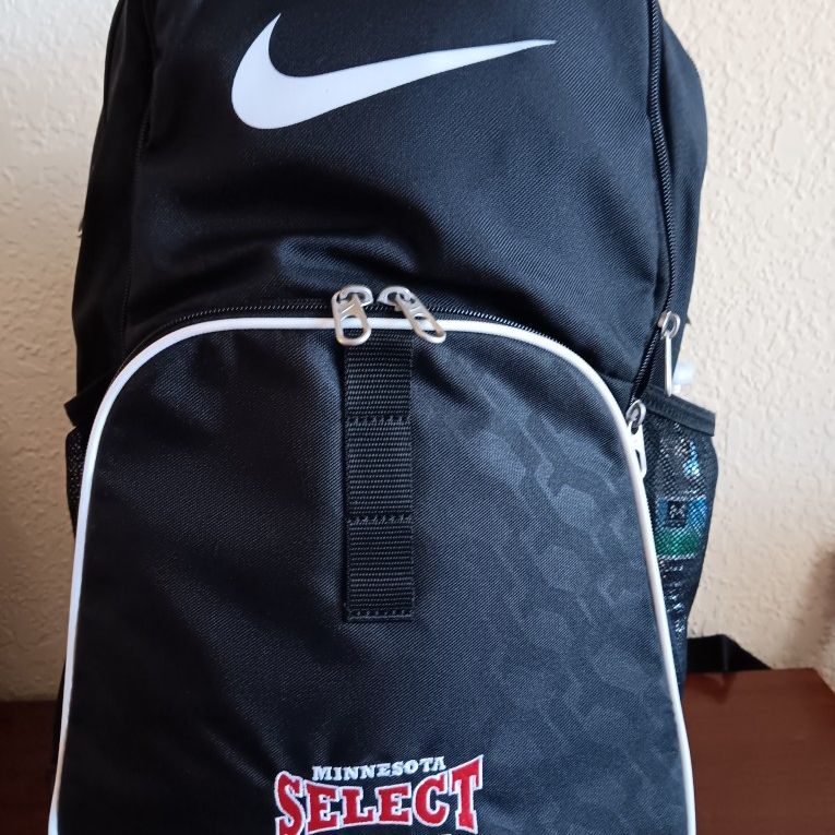 backpack contents hiking Packing 101: How to Pack for a Backpacking Trip
