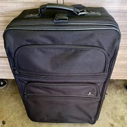 Atlantic Upright Expandable 2 Wheeled Suitcase / Approx 26” H x 18” W x 10” D - Expandable 2" deeper to 12". 