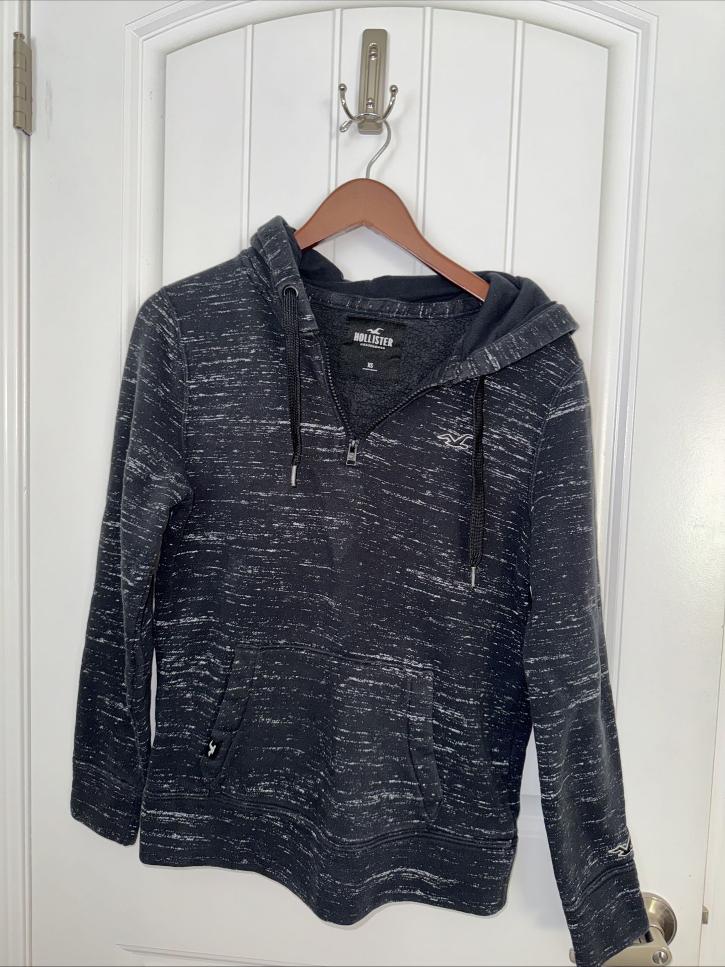 Hollister Hoodie Sweatshirt Mens White Black Camouflage Pullover Logo Size XS