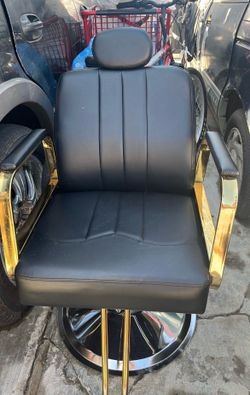 Barbershop chair