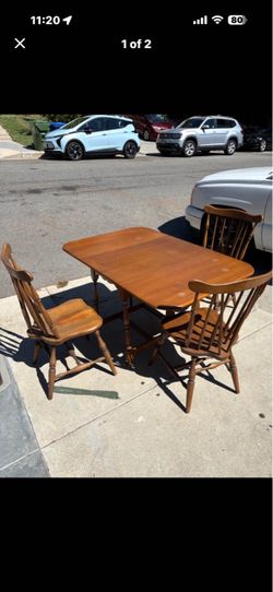 Wood Drop-Leaf Dining Table with 3 chairs