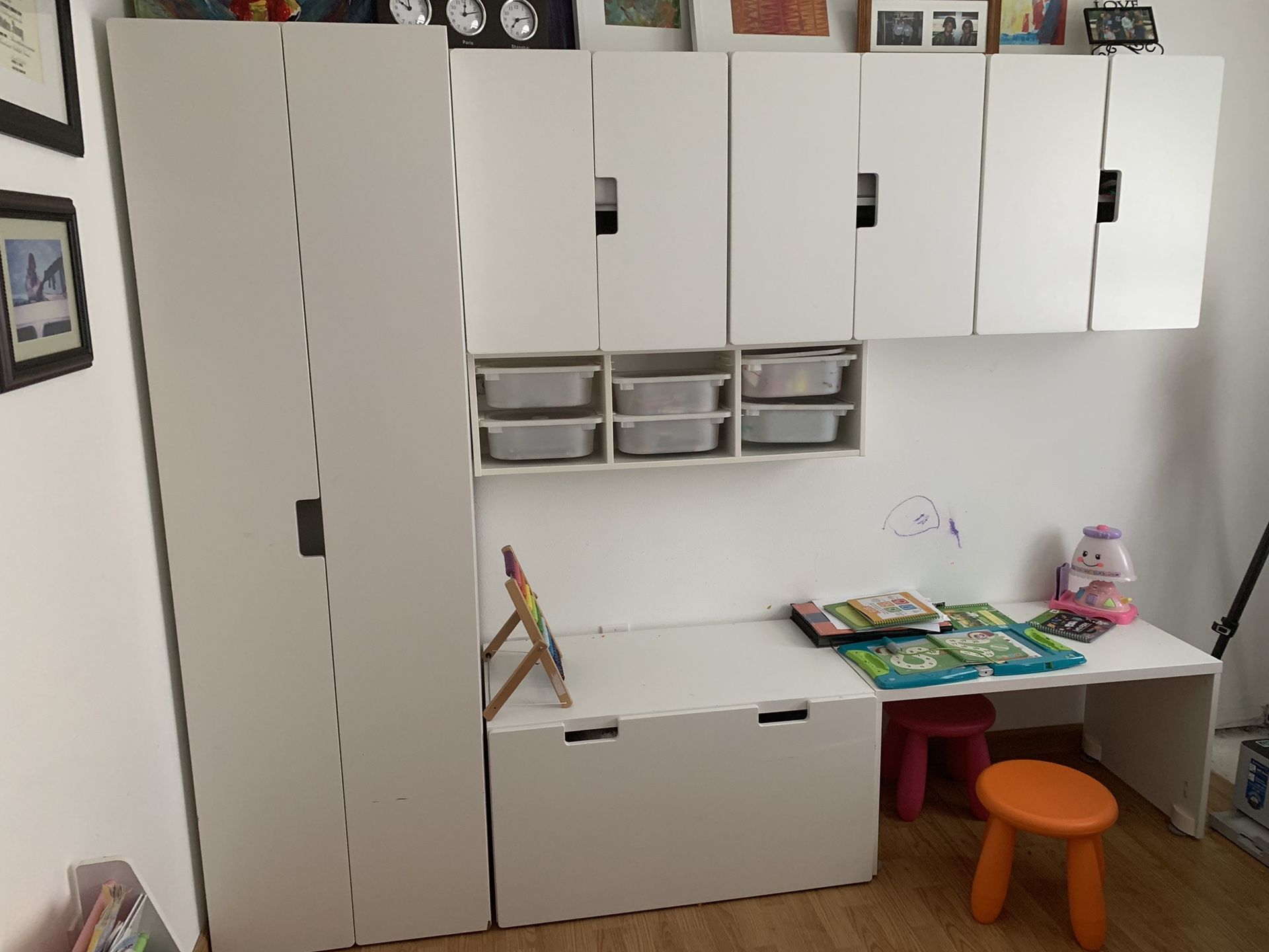 Akia muebles de oficina en excelente estadía
