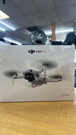 DJI Drone Mini 4K FlyMore Bundle
