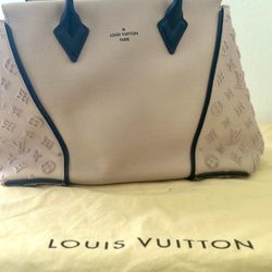 Louis Vuitton W Tote Veau Cachemire Calfskin BB