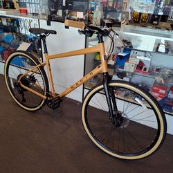NEW 2023 LARGE MARIN KENT FIELD 2 TAN COMFORT FITNESS RECREATIONAL HYBRID BIKE