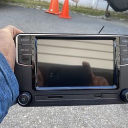 Volkswagen Factory Radio
