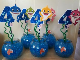 Baby shark centerpieces