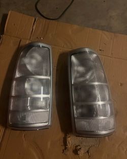 99-06 gm truck parts
