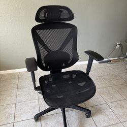 Staples Dexley Ergonomic Mesh Office Chair 