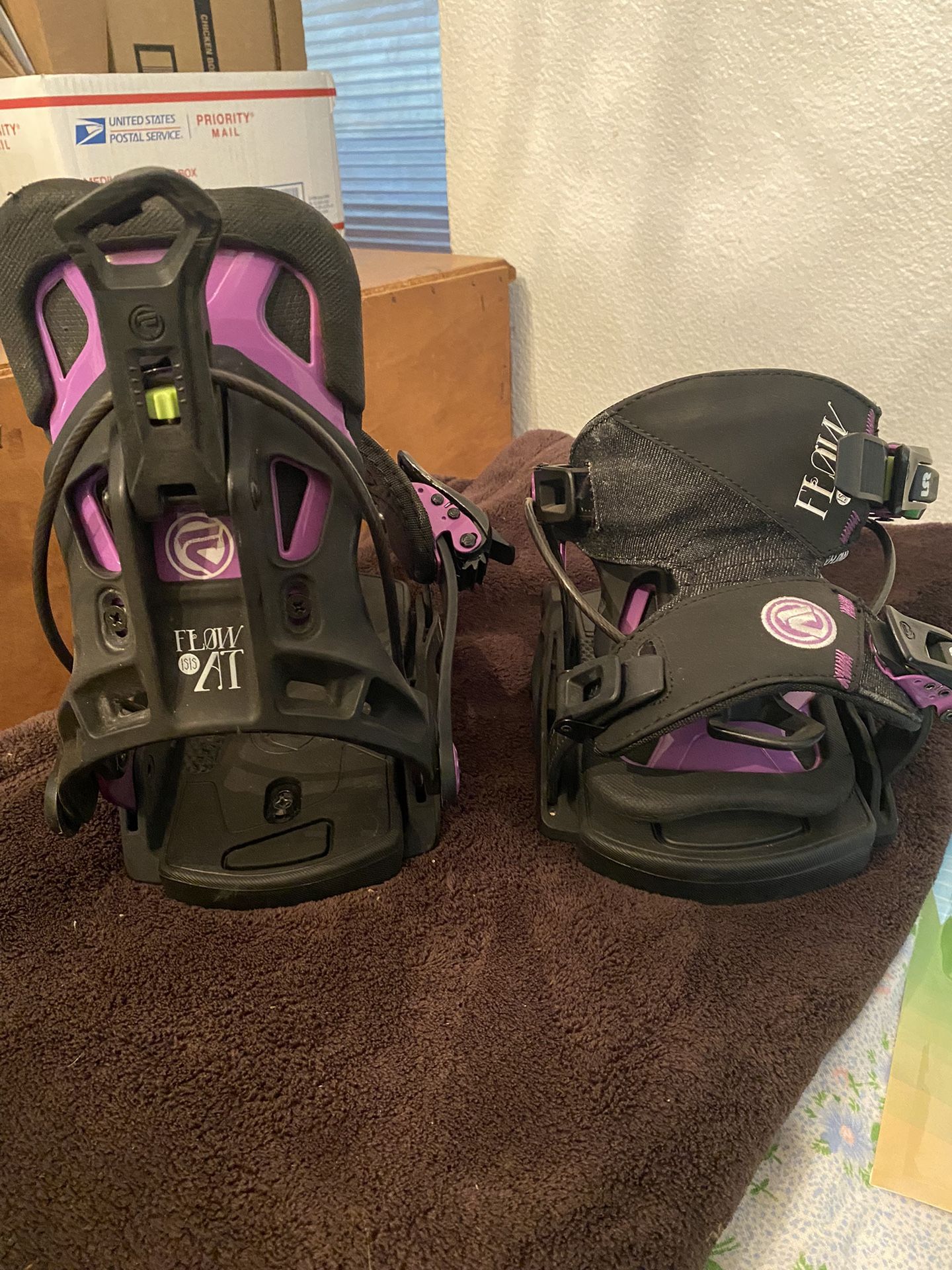 FLOW(フロー) ISIS AT ビンディング Mサイズ レディースモデル FLOW