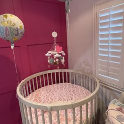RH Baby & Child Round Crib – Priced to Move Today