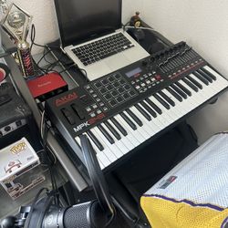 Akai MPK 249 & Focusrite Microphone Bundle 