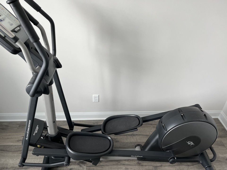 Free Delivery Available  Orig $3000 Now $500  Nordictrack audiostrider 800 elliptical  Nordic Track Stairway Stair Exercise Exerciser Fitness Machine 