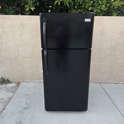 💥3MONTHS WARRANTY 30X30X66 FRIGIDAIRE FRIDGE 18CUFT BLACK 