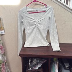 Brandy Melville Women’s Gray Sweatshirt