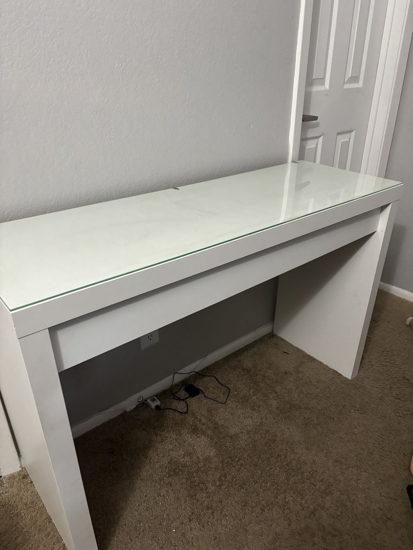 Vanity Table, with Drawer
