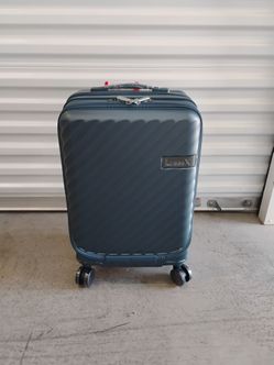 21 Inches LuggeX Hard Shell Carry-On Spinner Luggage With Cap Holder and laptop compartment