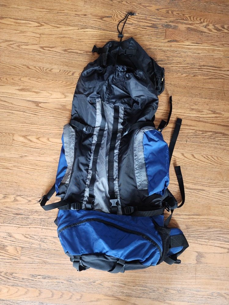 New JANSPORT camping Backpack