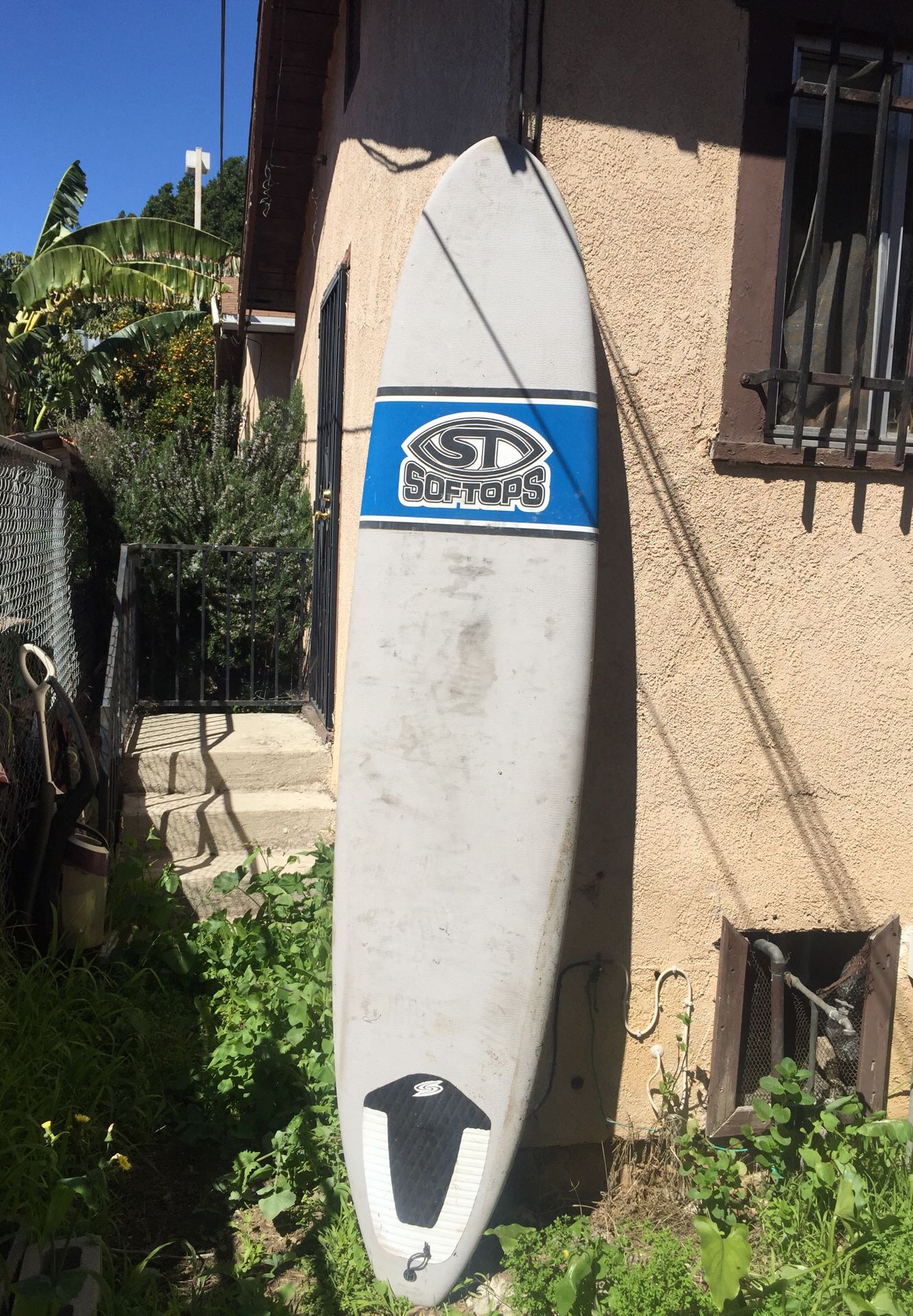 Soft Top Surfboard Longboard in Good Condition 8, 6” Perfect for beginners, Catch waves Easily
