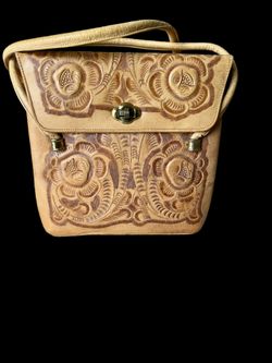 Vintage 70’s Tooled Mexico Southwest Boho Leather Accordian Purse