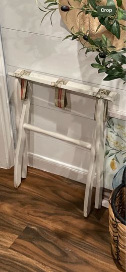 Vintage Farmhouse Folding Wooden Tray Stand - Distressed White Luggage Rack