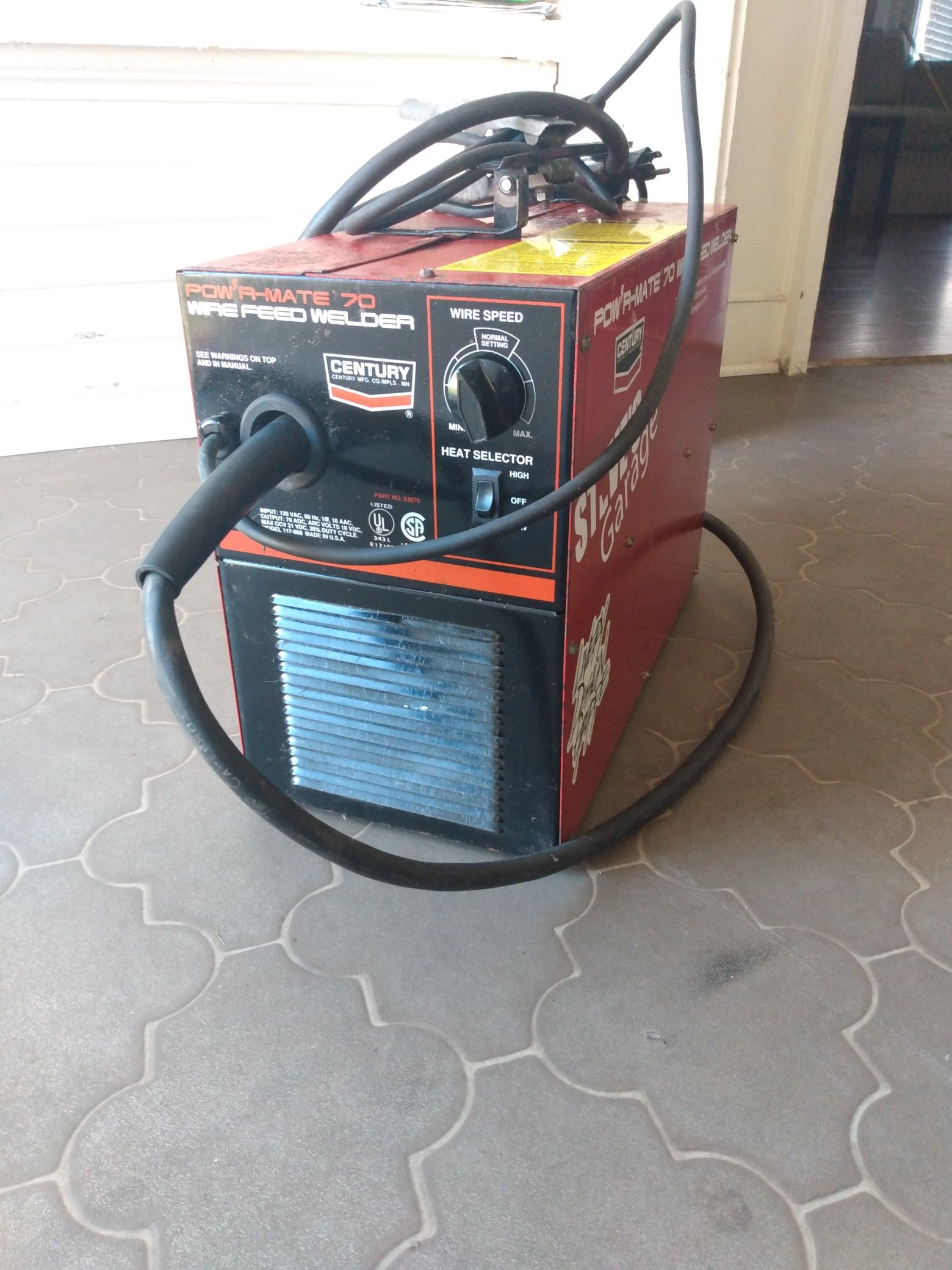 Century PowerMate 70 Wire Feed Welder Machine welding for Sale in Los