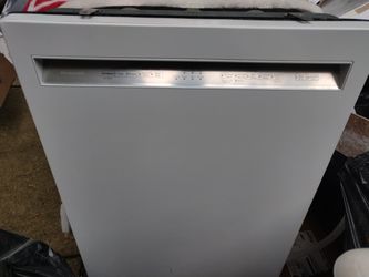 KitchenAid Dishwasher Practically New