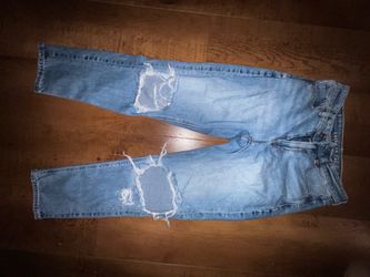 American Eagle Distressed Light Wash Jeans size 4