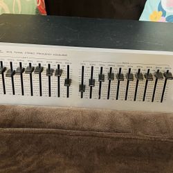 Stereo Frequency Equalizer