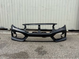HONDA CIVIC HATCHBACK 2017 2018 2019 Front bumper cover used original OEM *Small bottom crack*