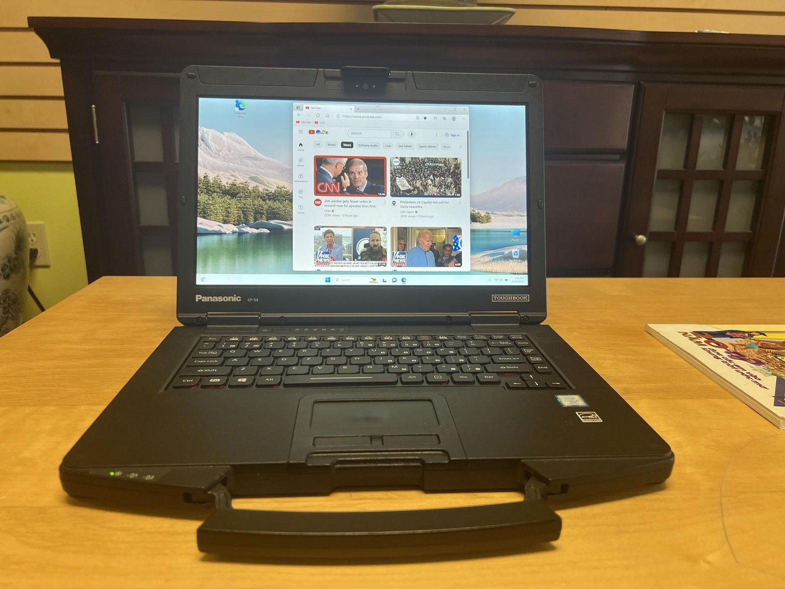 Touchscreen Panasonic Toughbook CF-54 with 32gb of Ram