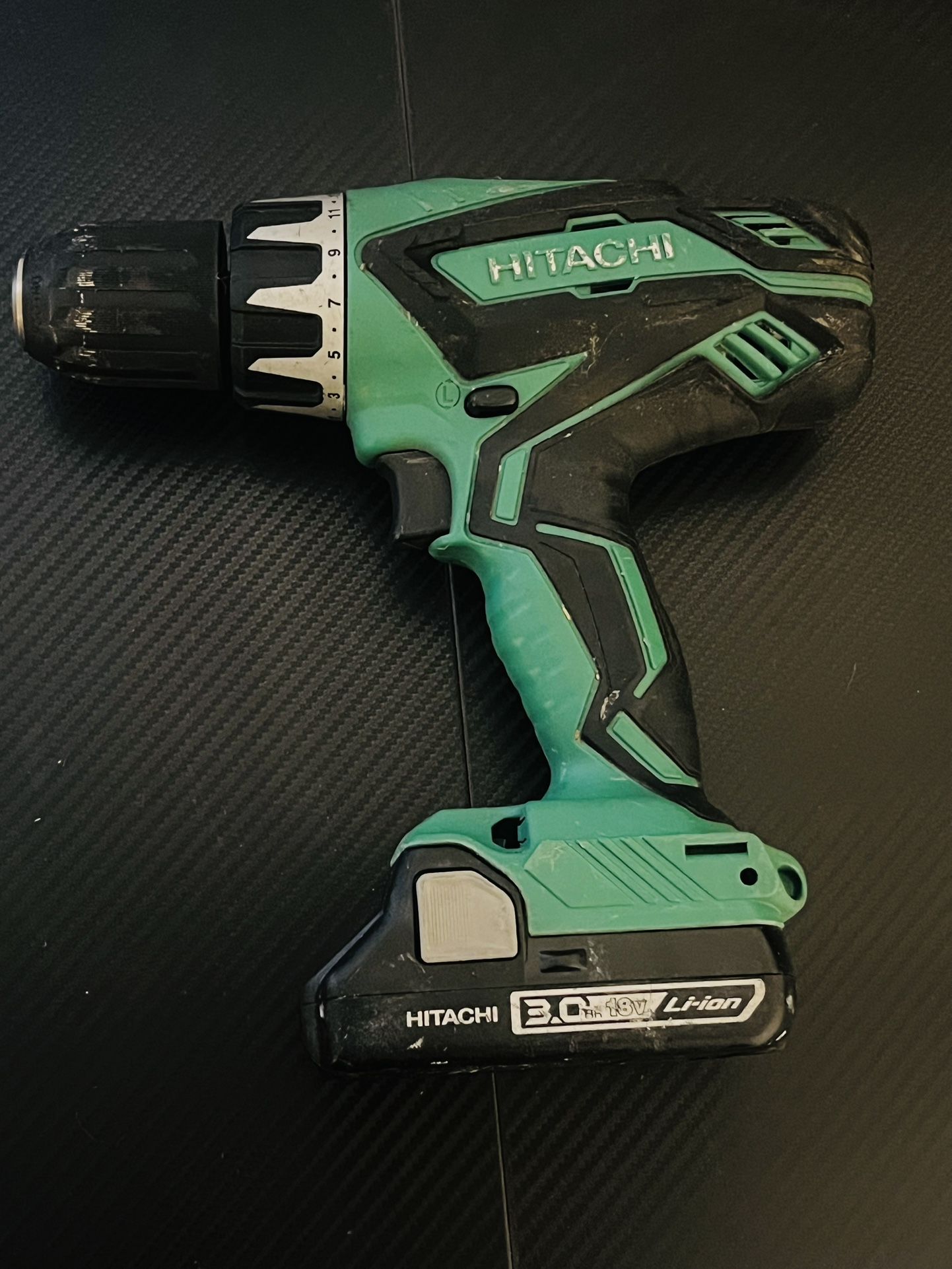Hitachi Cordless Driver Drill