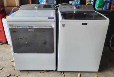 Maytag washer and dryer set