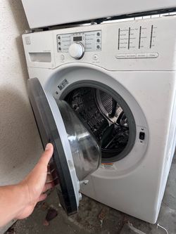 Kenmore Front Load Washer & Gas Dryer Set – Works Great