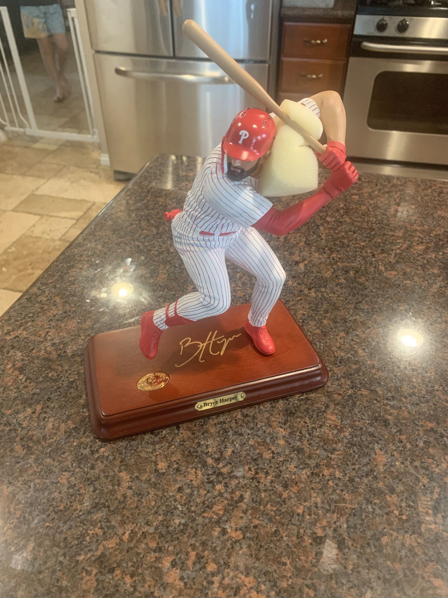 The Danbury Mint Phillies Bryce Harper Figure Rare 