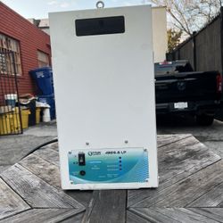 Titan Controls Ares 8 C02 Generator