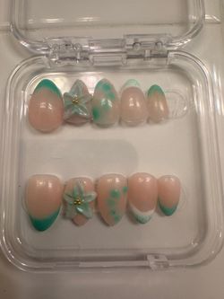 Turquoise Floral Nail Set