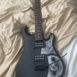 Electric guitar 