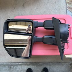 Passenger Side F250 Side Mirror
