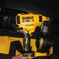 DEWALT DCN45RN 20v Max Nail Gun