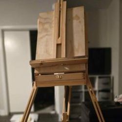 Art Easel & Canvases