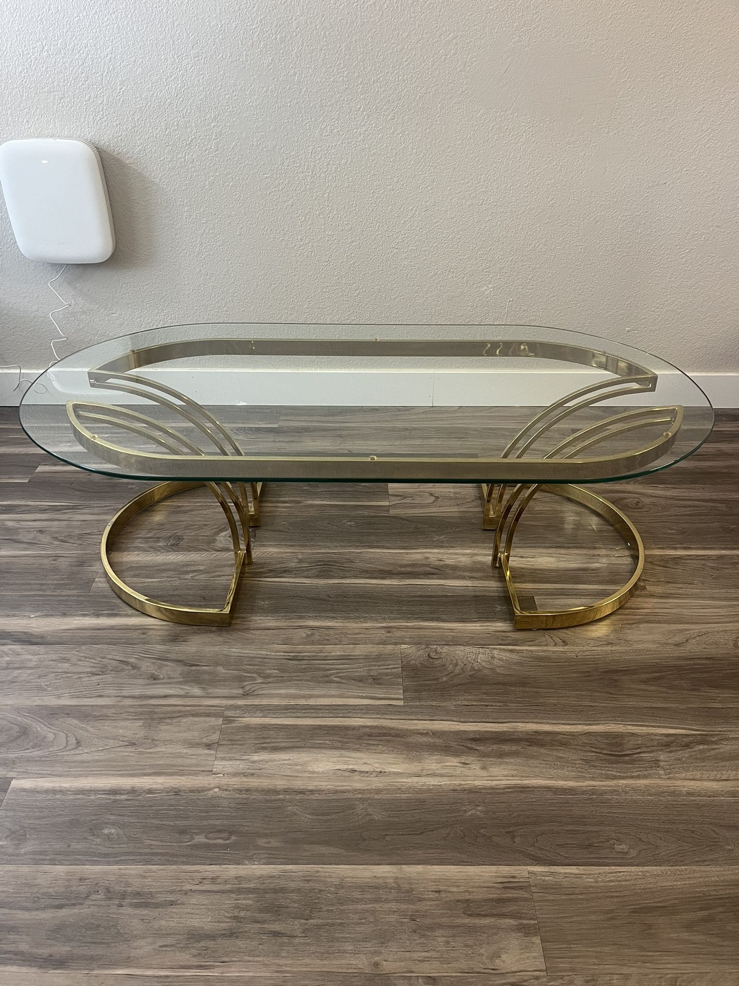 Mid Century Modern Brass & Glass Oval Coffee Table – Hollywood Regency