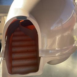 Dome Cat Litter Box + Cat Tree