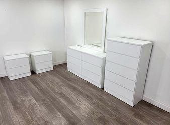Dresser whit mirror, chest and 2 Nightstands - Cómoda, Gavetero y 2 mesitas de noche