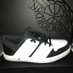 Jordan NU Retro 1 Low  Size 9.5
