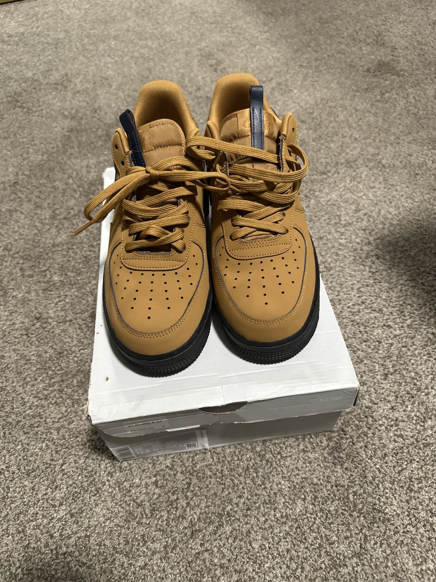 Nike Air Force 1 ’07 Wheat/Black – Size 10 – Like New