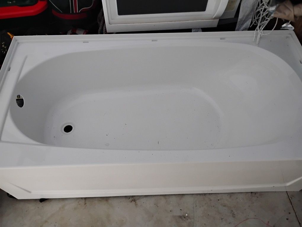 Fiberglass Tub/ DIY Cold Plunge