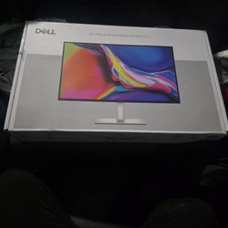 Dell 27 Plus 4K Monitor - S2725QS - 27-inch 4K (3840 x 2160) 120Hz 16:9 Display