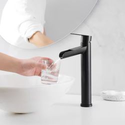 BWE Matte Black Vessel 1-handle WaterSense Waterfall black and nickel F3B