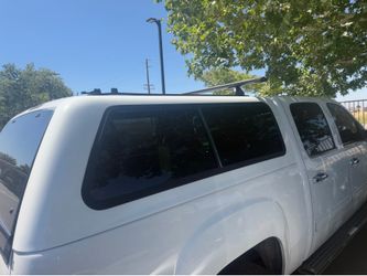 Camper shell
